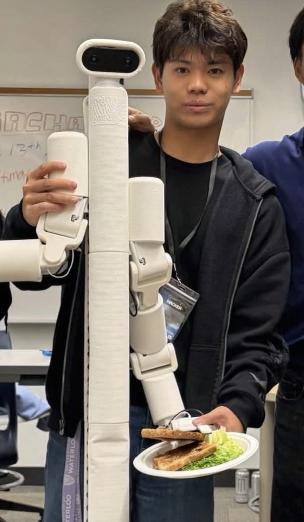 Max next to Bracket Bot